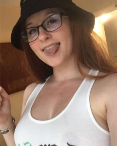 Бестия Грудастая - Bess Breast