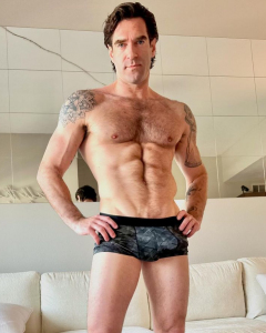 Кен Филс - Ken Feels